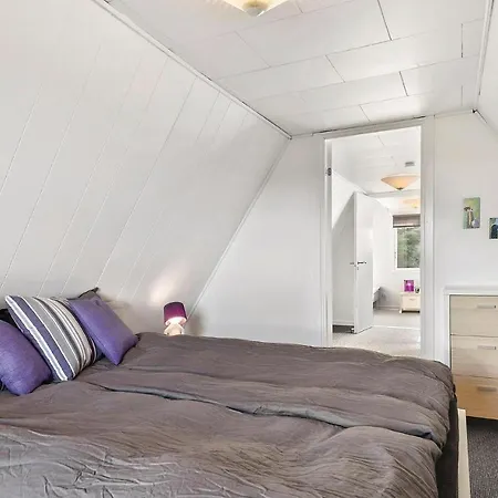 Three-bedroom Holiday In